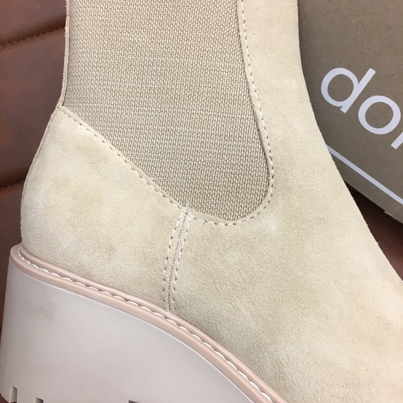 Dolce Vita Suede Winter Ankle Boots 👢 - Picture 3 of 4